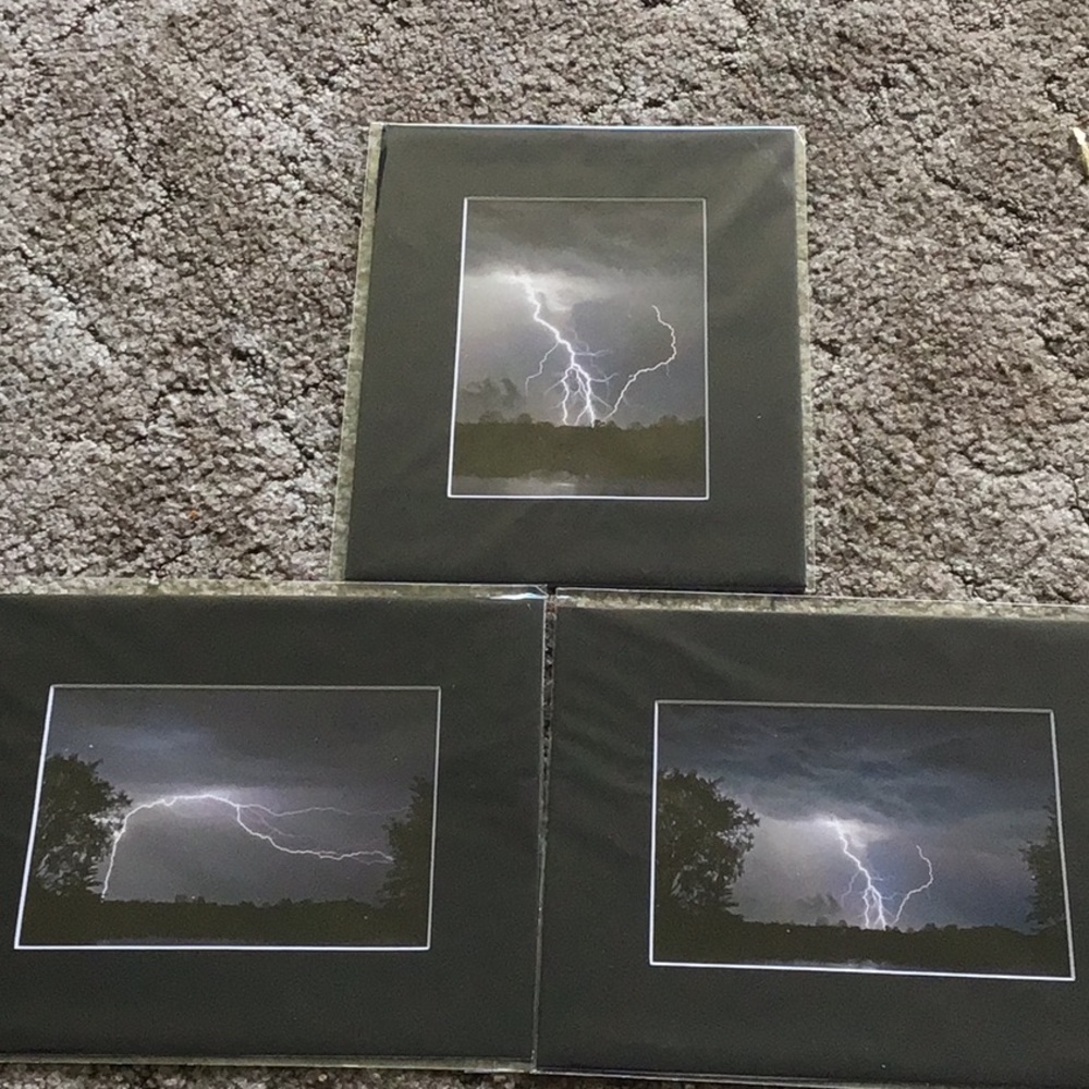 3 Lightning Pictures